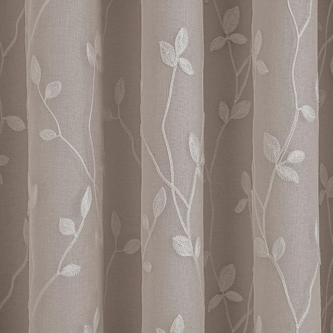 Cortina Maria Flor 3,00m x 2,60m - Folhagem Palha - M&C Cortinas